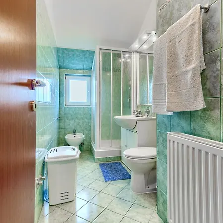 Vittorio Apartman *