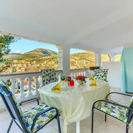 Vittorio شقة سيغيت فغانييتْسا